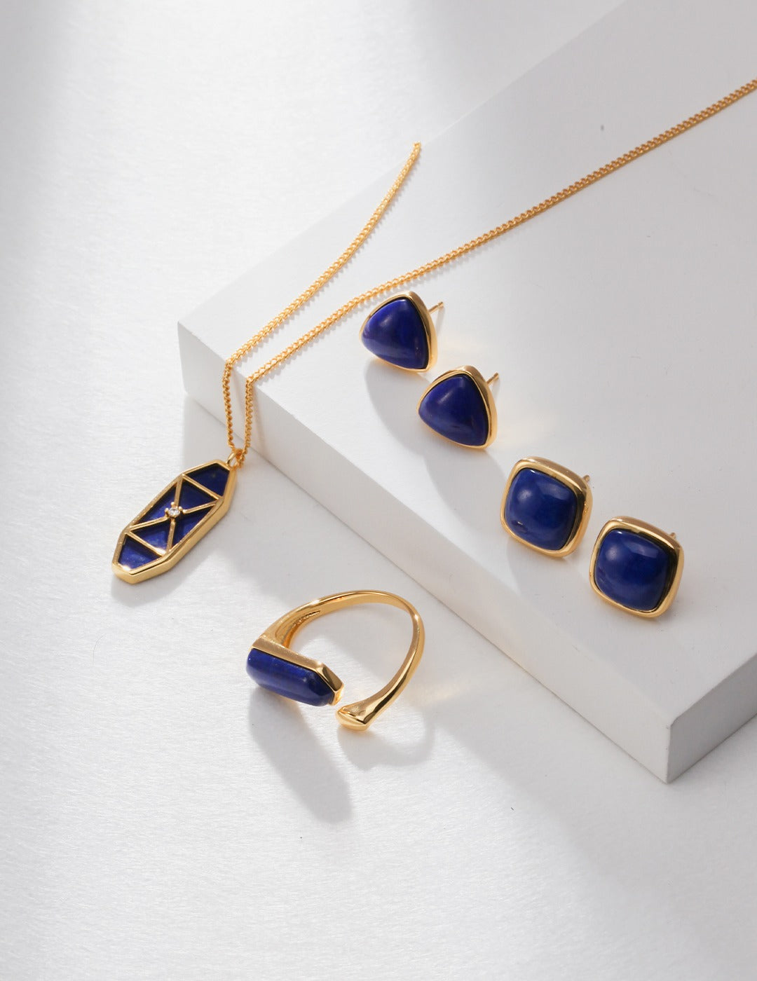 Medieval Series Medieval Series Natural Lapis Lazuli Klein Blue Earrings