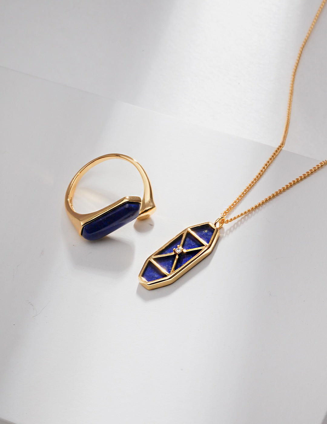  Klein Blue / Elegant Treasures ring